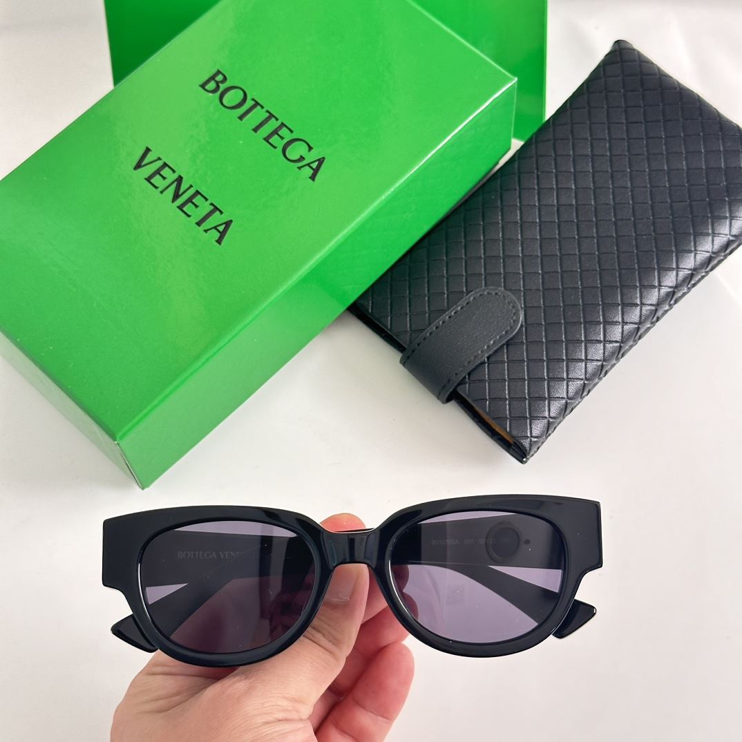 Bottega Veneta Sunglasses